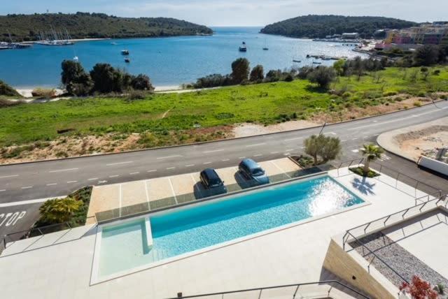 Luxury Apartment Anto With Sea View And Balcony Banjole Eksteriør bilde